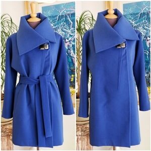 $695 Royal Blue Women's Belted Wool-Blend Coat